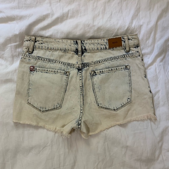 High Rise Jean Shorts!! - Picture 6 of 8